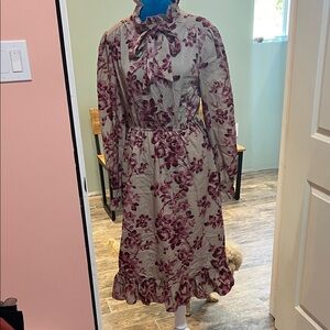 SHEIN Burgundy Floral Long Sleeve Dress